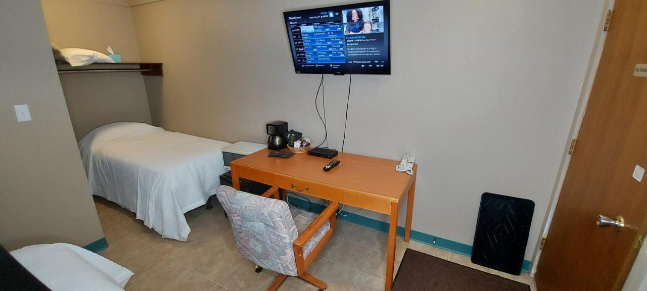 Ross Inn Lanigan Luaran gambar