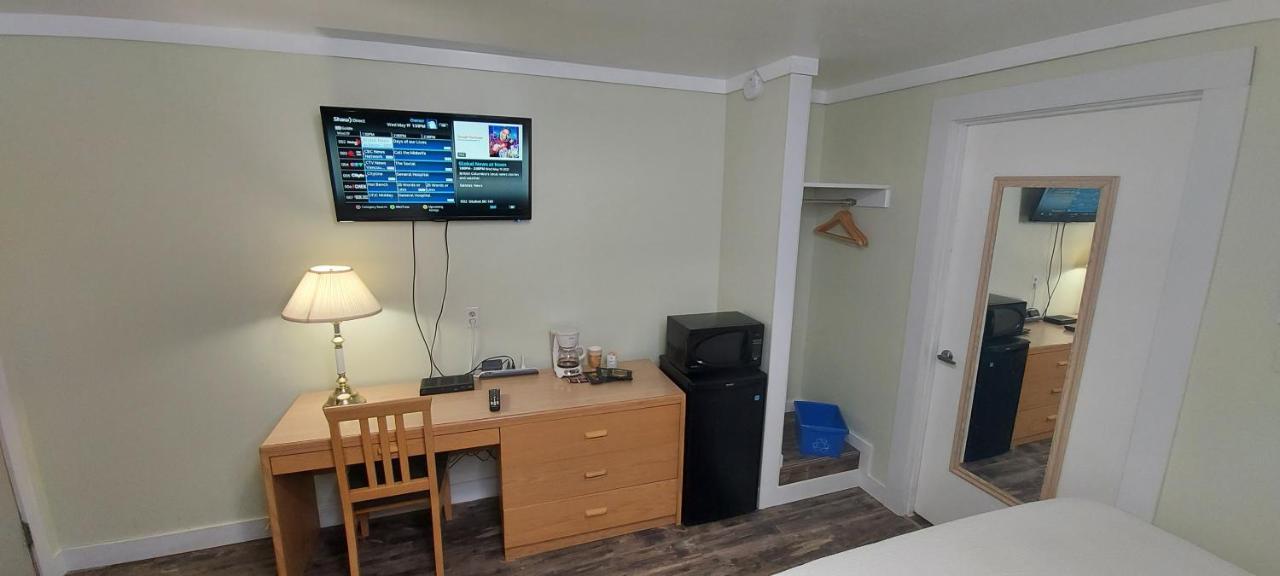 Ross Inn Lanigan Luaran gambar