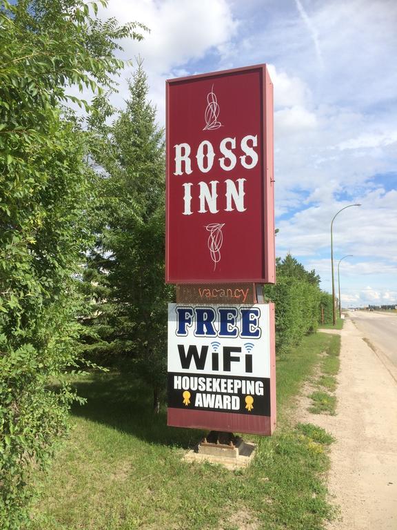 Ross Inn Lanigan Luaran gambar
